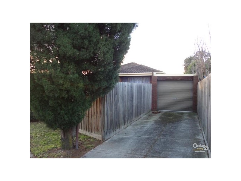 8/13 Seascape Street, Clayton VIC 3168