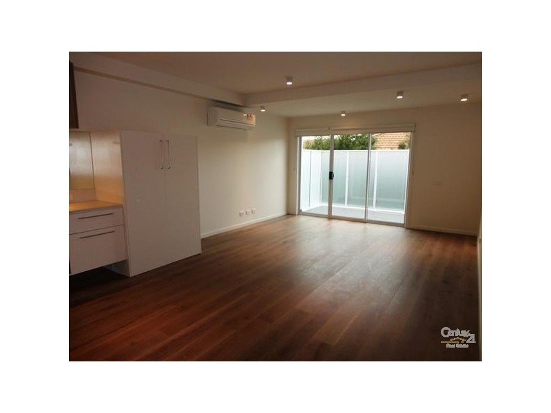 107/5-7 Dixon Street, Clayton VIC 3168