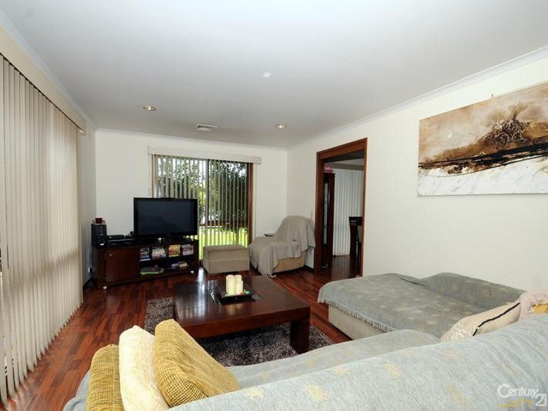 6 Hopkins Court, Clayton South VIC 3169