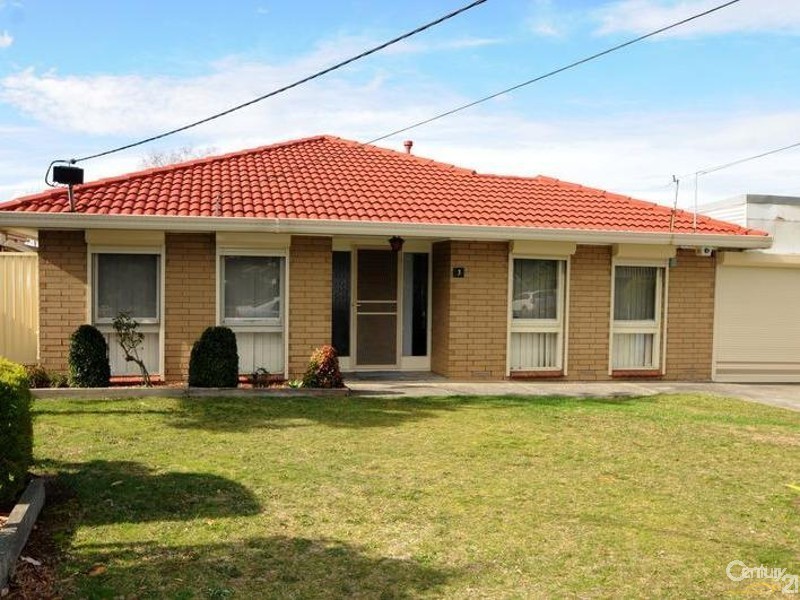 3 Pamir Street, Dandenong North VIC 3175