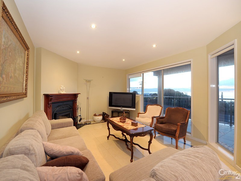 161 Marine Drive, Safety Beach VIC 3936