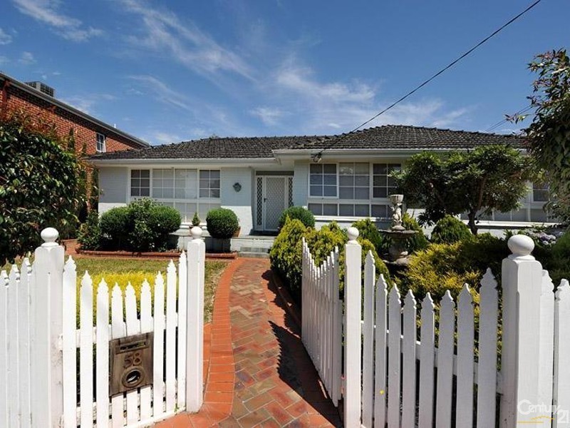 58 Sevenoaks Road, Burwood East VIC 3151