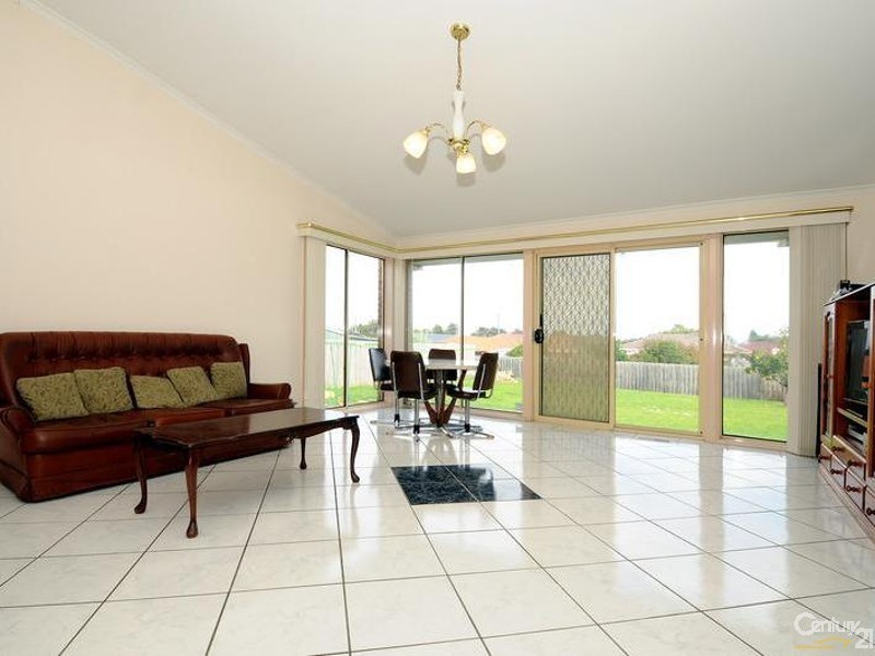 24 Dowling Road, Oakleigh South VIC 3167