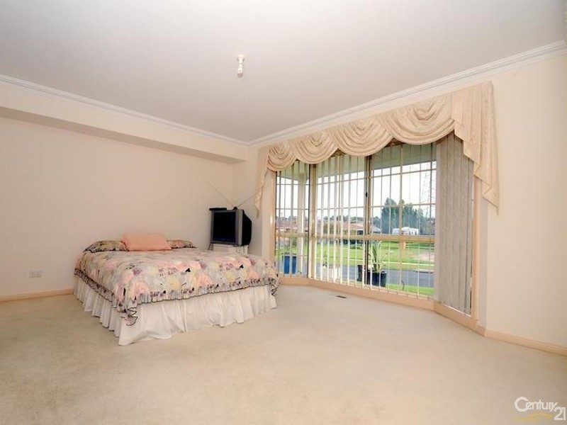 24 Dowling Road, Oakleigh South VIC 3167