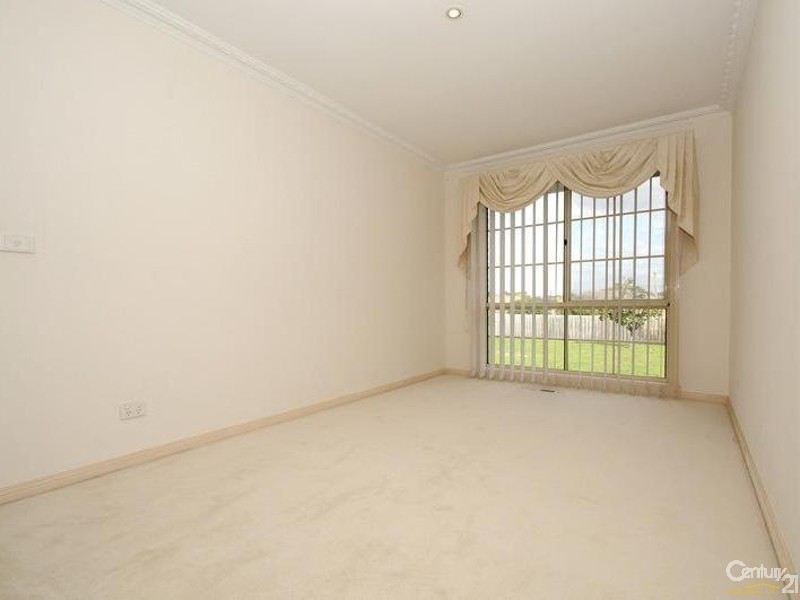 24 Dowling Road, Oakleigh South VIC 3167