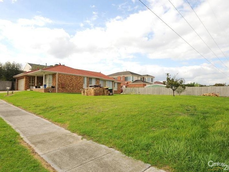 24 Dowling Road, Oakleigh South VIC 3167
