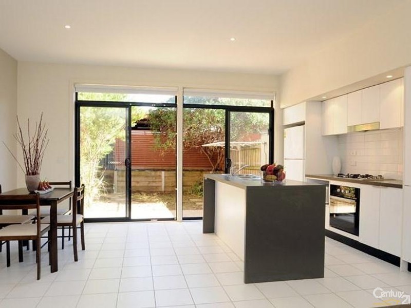 24 Brushbox Court, Clayton VIC 3168