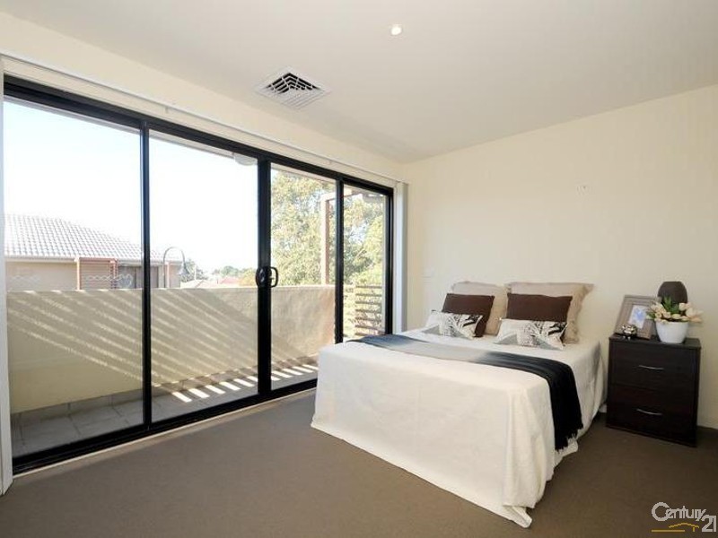 24 Brushbox Court, Clayton VIC 3168