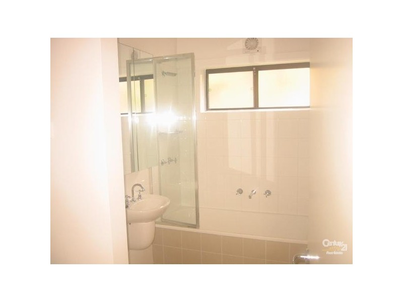 22/2 Greenfield Drive, Clayton VIC 3168