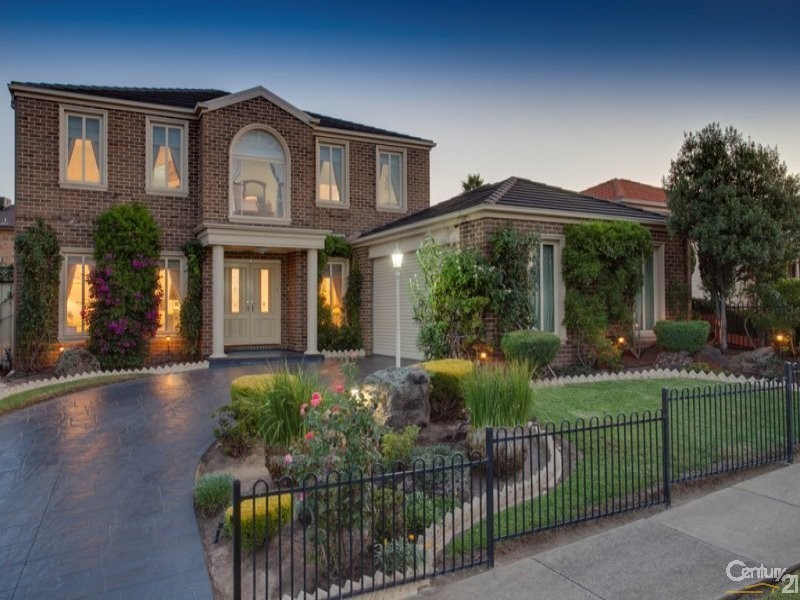 9 Homewood Boulevard, Hallam VIC 3803