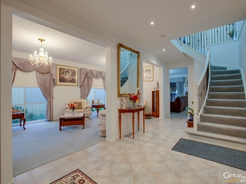9 Homewood Boulevard, Hallam VIC 3803