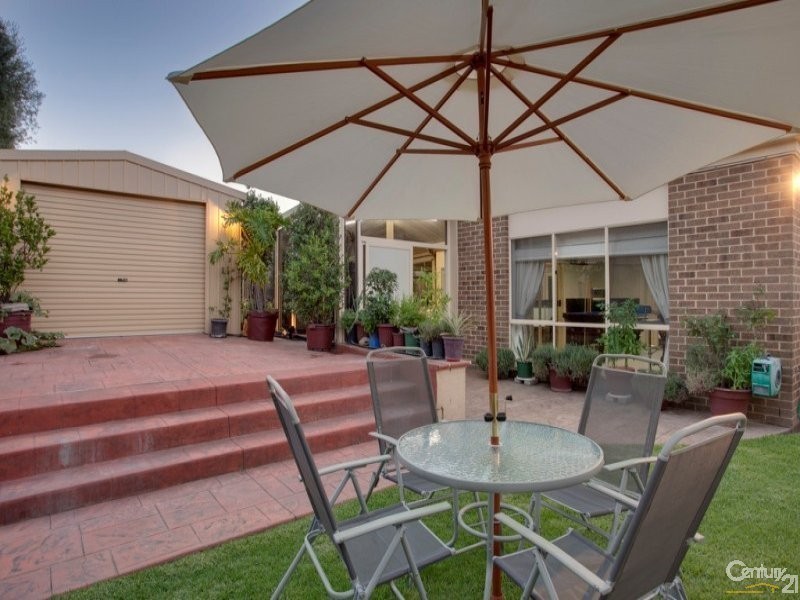 9 Homewood Boulevard, Hallam VIC 3803