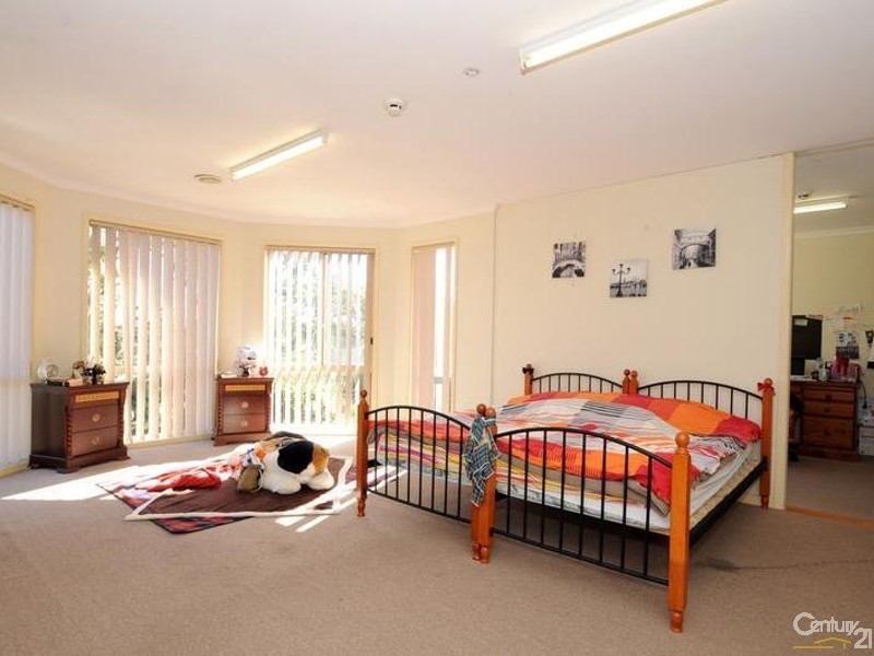 41 Koonawarra Street, Clayton VIC 3168