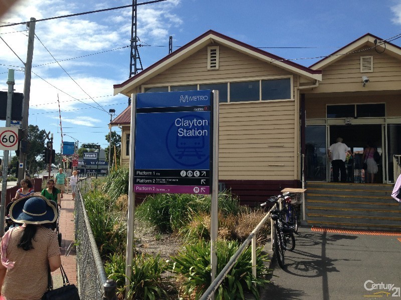 41 Koonawarra Street, Clayton VIC 3168