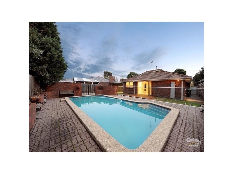 9 Balcombe Place, Dingley Village VIC 3172