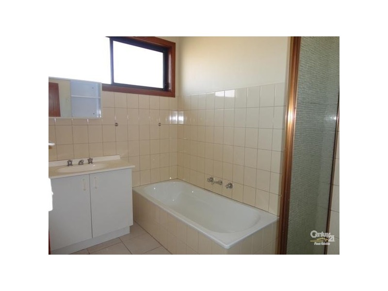 2/1 Gadd Street, Oakleigh VIC 3166