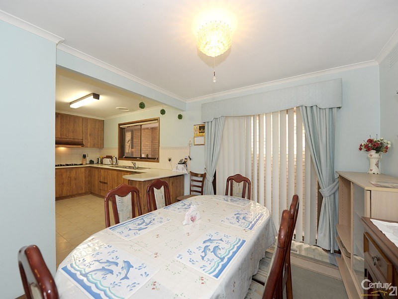 6 Merrigum Crescent, Clarinda VIC 3169
