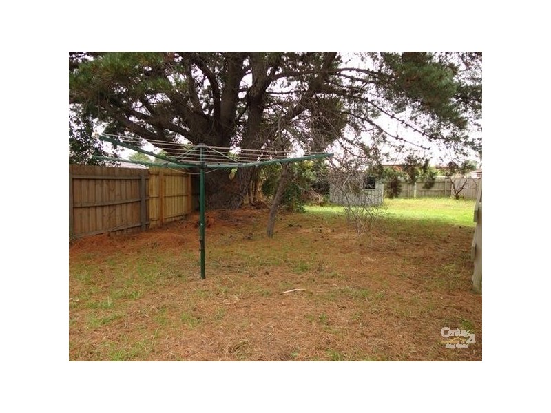 4 Yongala Court, Clayton South VIC 3169