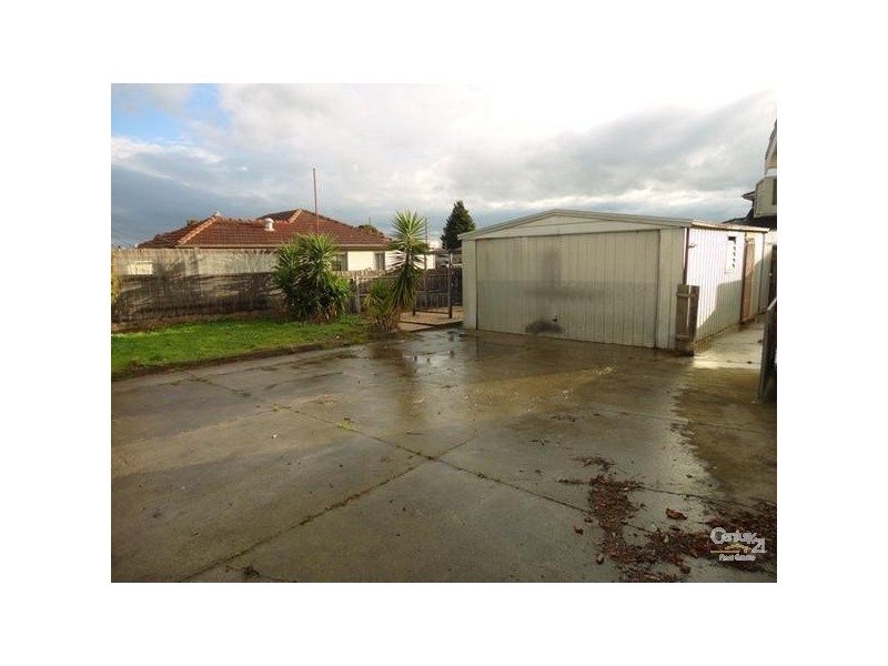 16 Alward Avenue, Clayton South VIC 3169