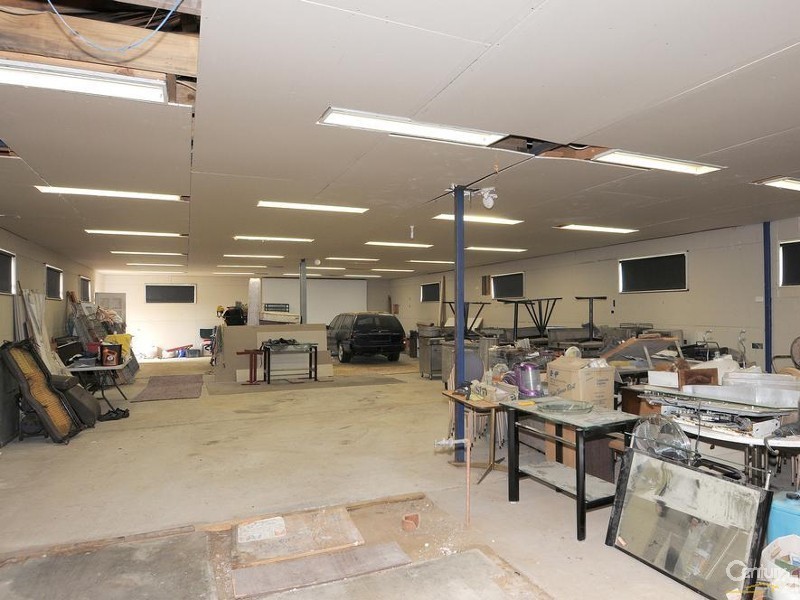 350 Berwick Cranbourne Road, Clyde North VIC 3978