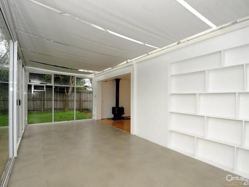 9 Hopkins Court, Clayton South VIC 3169