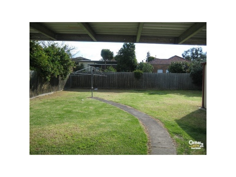 35 Harlington Street, Clayton VIC 3168