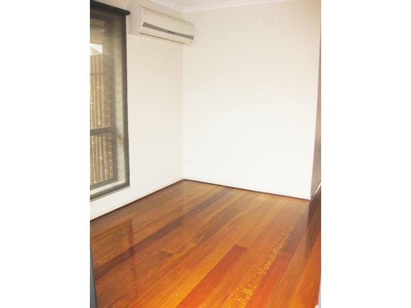 2/64 East Road, Seaford VIC 3198