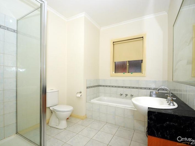 3/15-17 Springs Road, Clayton South VIC 3169