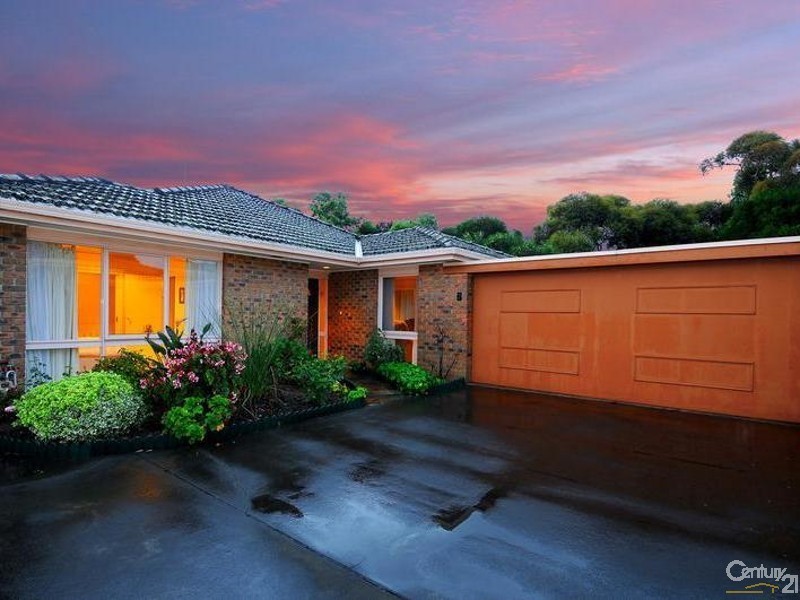 7/2 Greenview Close, Dingley Village VIC 3172