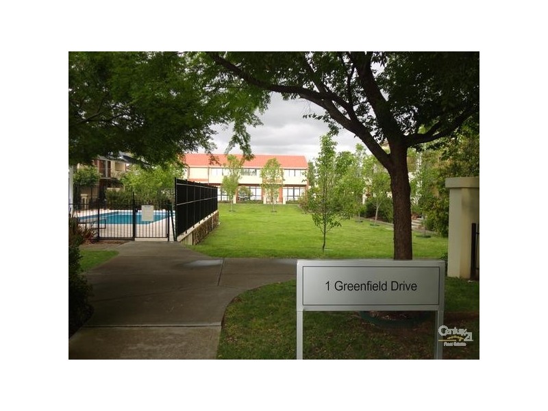 2/1 Greenfield Drive, Clayton VIC 3168