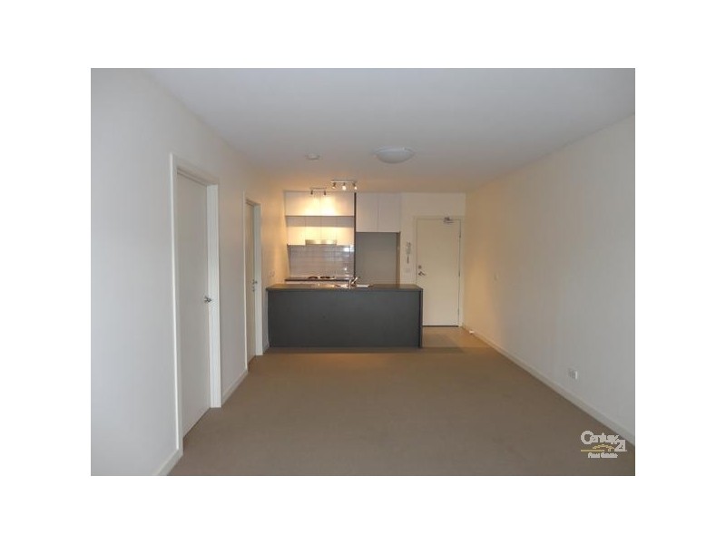 2/1 Greenfield Drive, Clayton VIC 3168