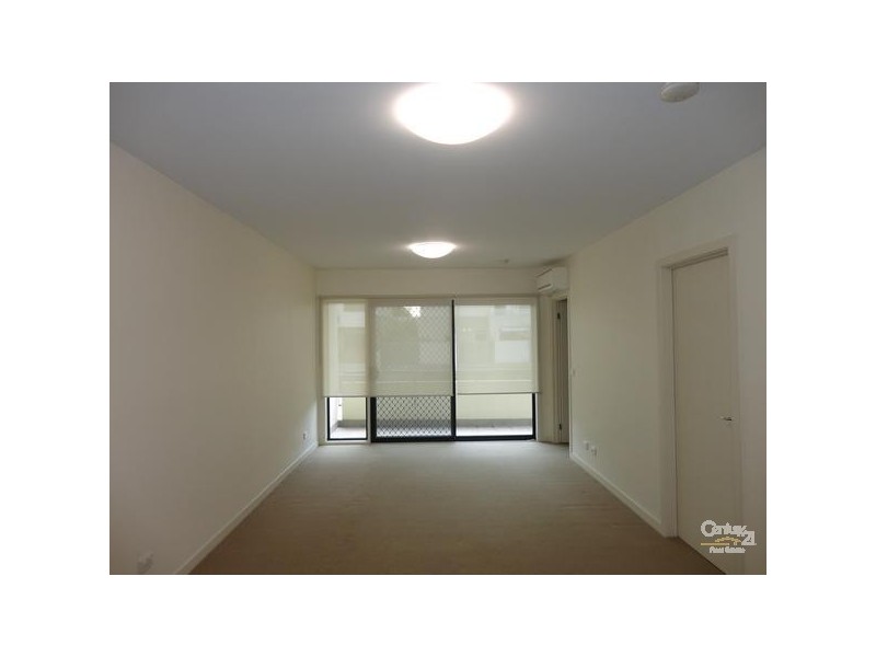 2/1 Greenfield Drive, Clayton VIC 3168