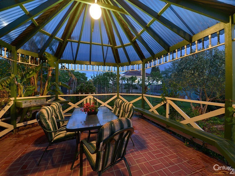 52 Highland Avenue, Oakleigh East VIC 3166