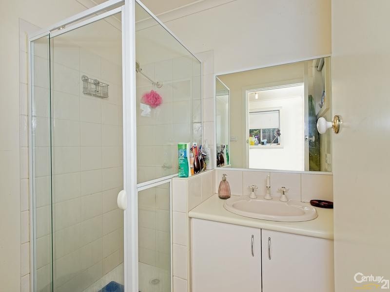 4/2 Barker Street, Cheltenham VIC 3192