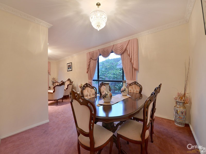 13 Schneider Crescent, Clarinda VIC 3169