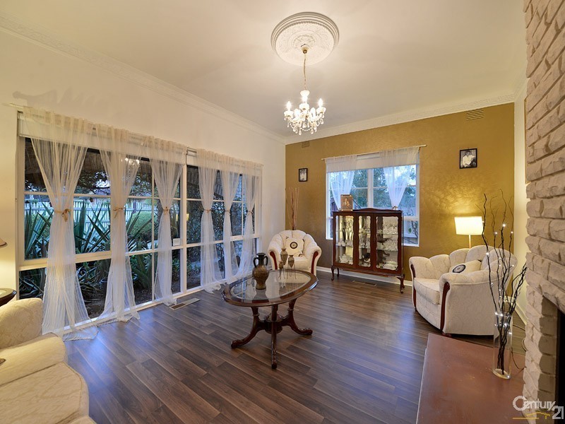 39 Springs Road, Clayton South VIC 3169