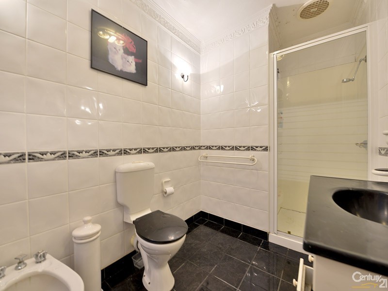 39 Springs Road, Clayton South VIC 3169