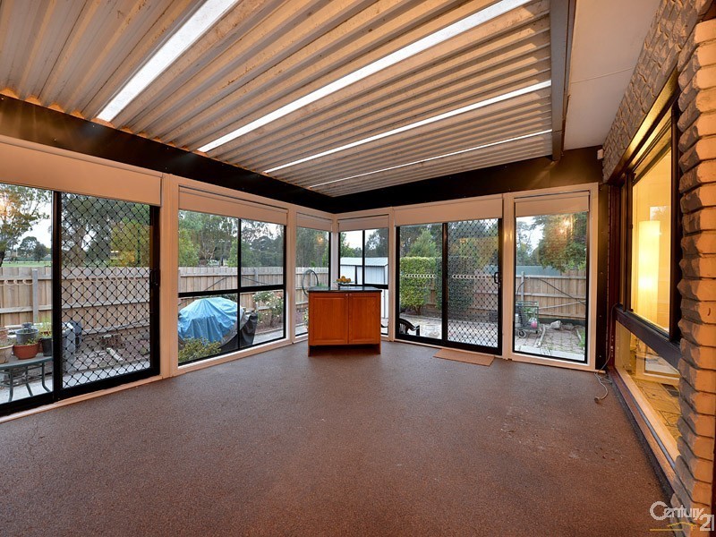 39 Springs Road, Clayton South VIC 3169