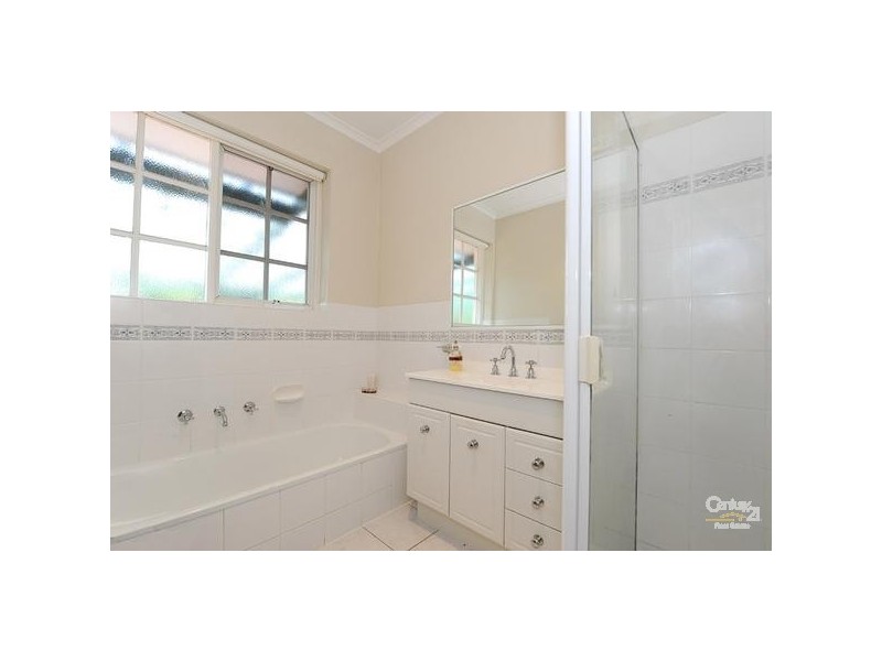 58 Sevenoakes Road, Burwood East VIC 3151