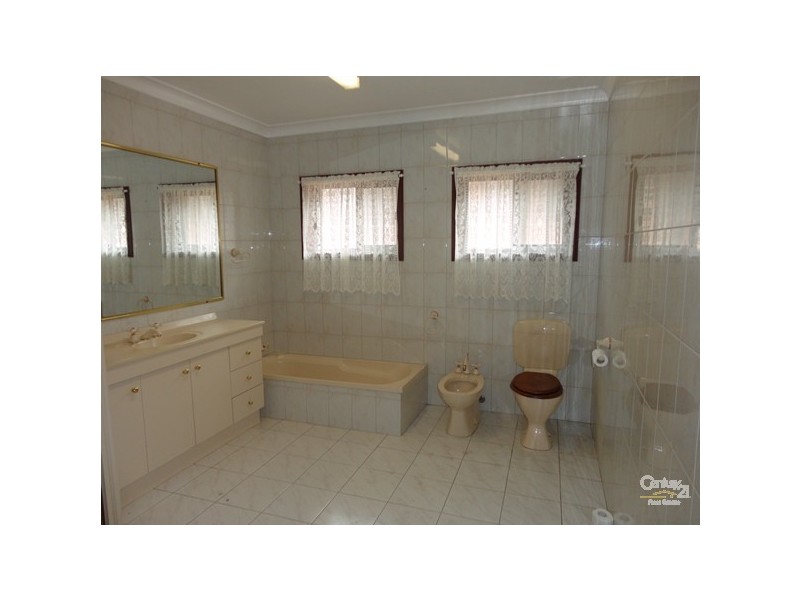 27 Scotsburn Avneue, Oakleigh South VIC 3167