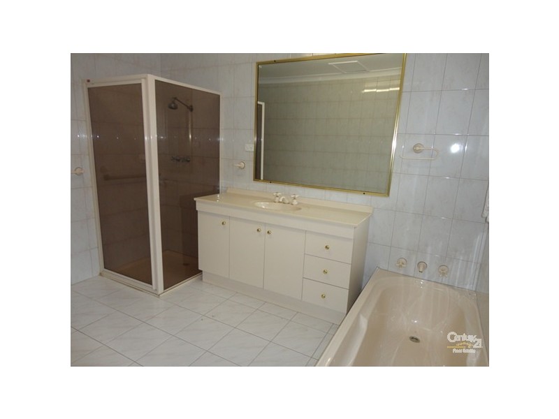 27 Scotsburn Avneue, Oakleigh South VIC 3167