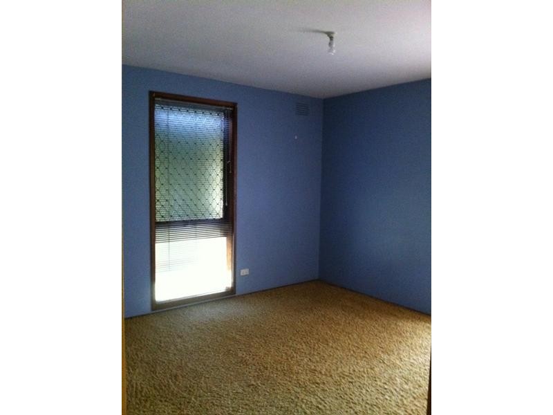 11 Bushland Avenue, Clayton South VIC 3169