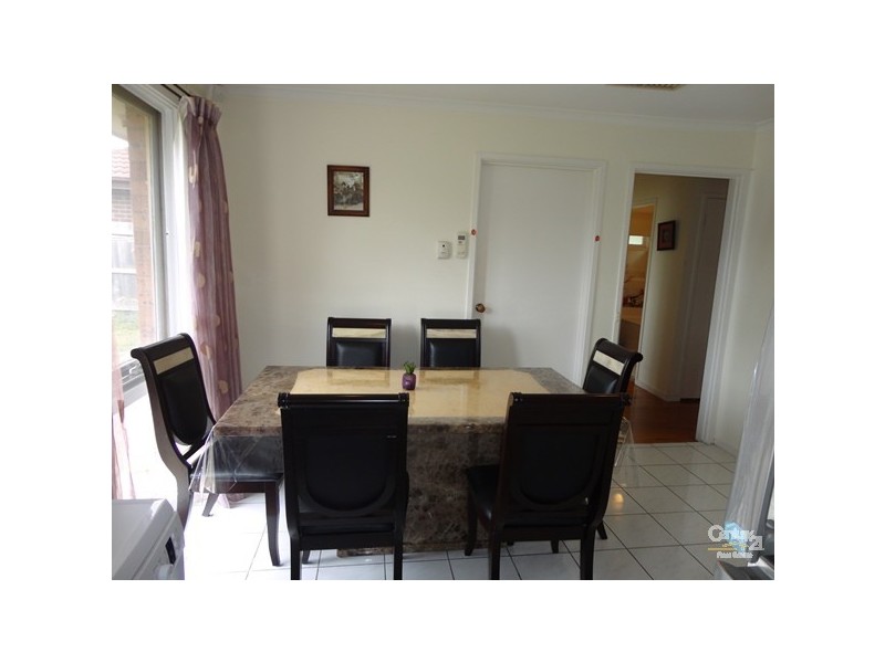 25 Glenelg Drive, Clayton South VIC 3169