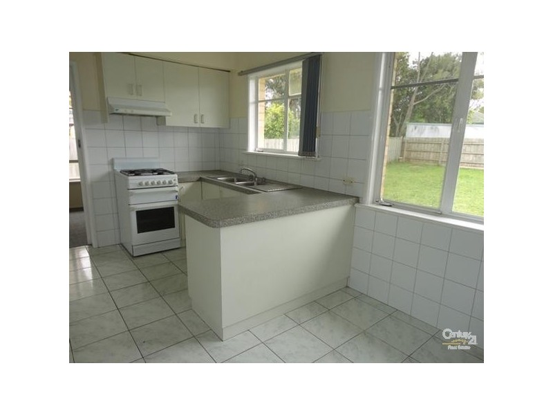 6 Huon Grove, Bentleigh East VIC 3165