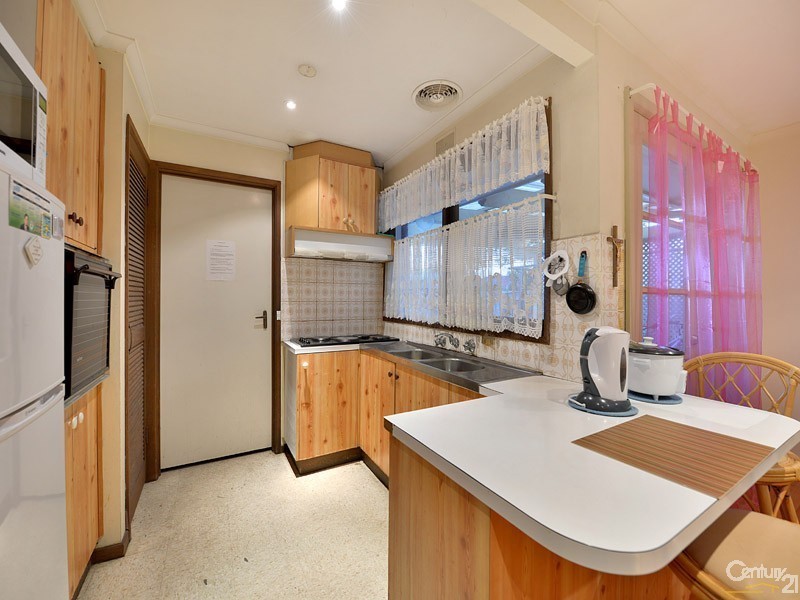 11 Wannan Court, Clayton South VIC 3169