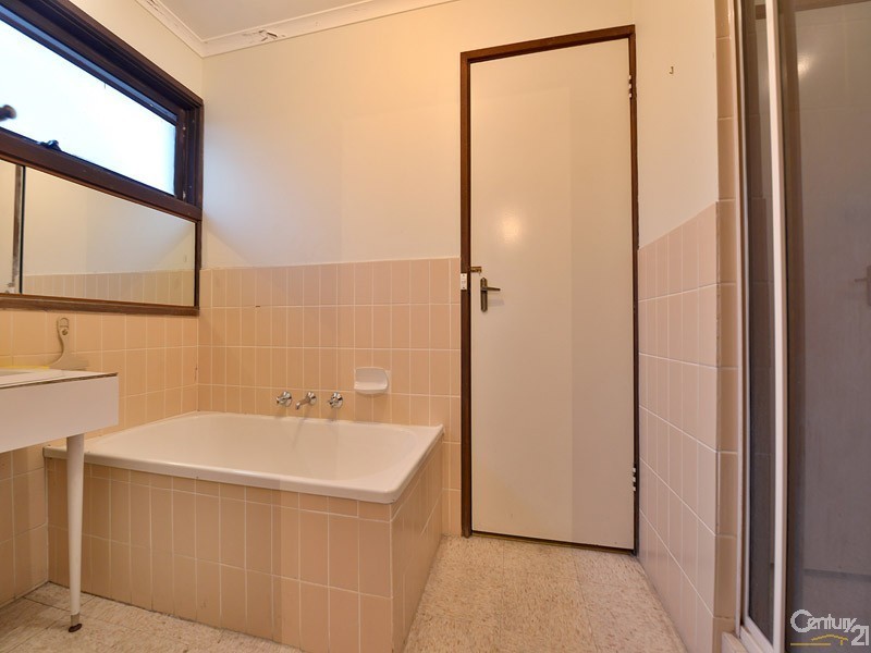 11 Wannan Court, Clayton South VIC 3169