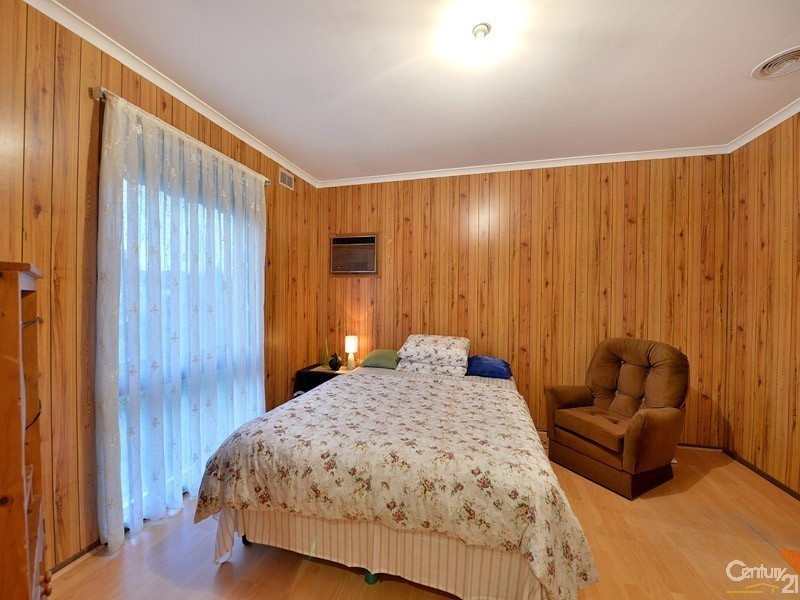 11 Wannan Court, Clayton South VIC 3169