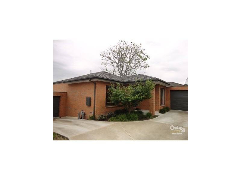 2/3 Lanham Street, Oakleigh East VIC 3166