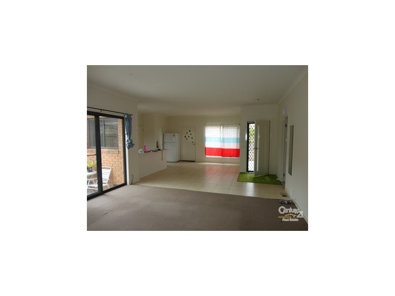 2/3 Lanham Street, Oakleigh East VIC 3166