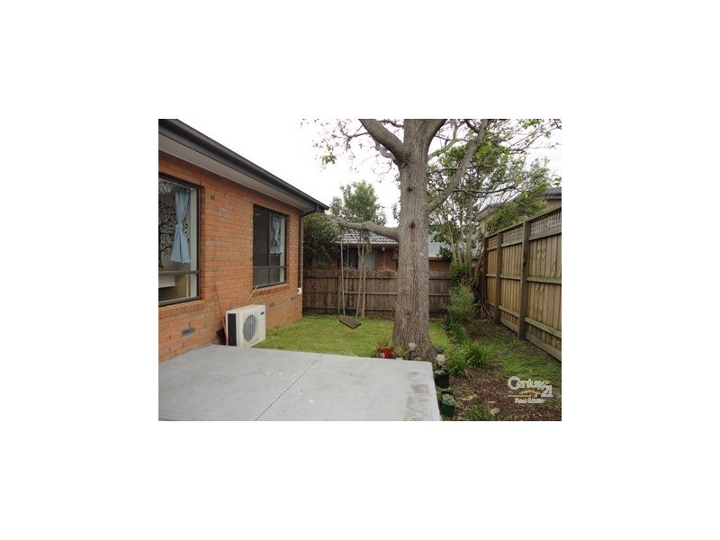 2/3 Lanham Street, Oakleigh East VIC 3166